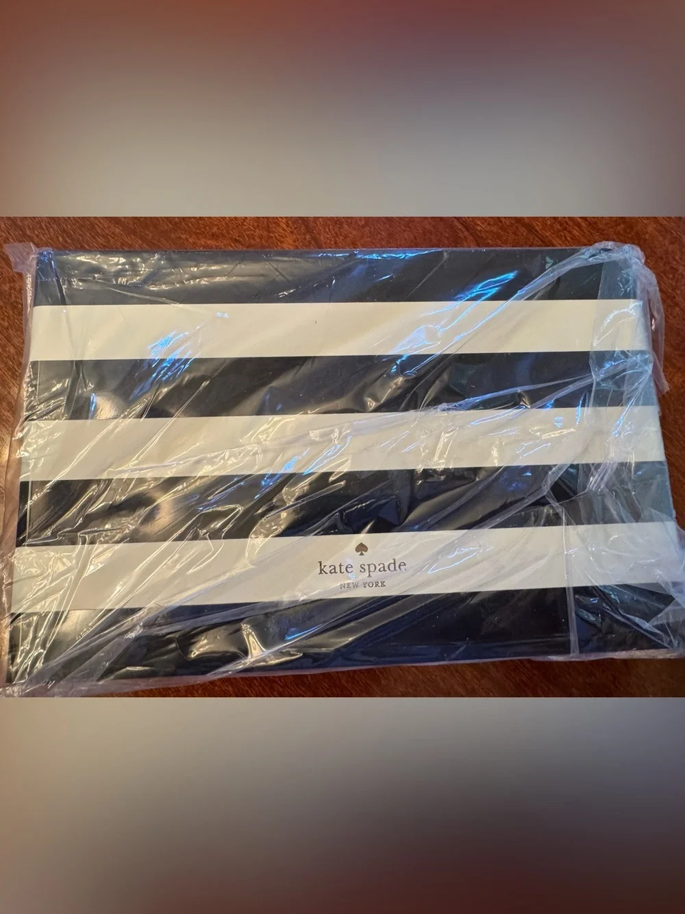 kate spade New York Frame 4x6 Acrylic Picture Frame **NIB**